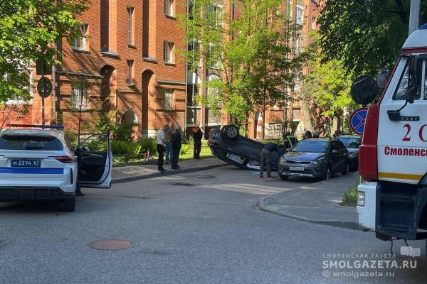 Авария в Смоленске: подробности происшествия