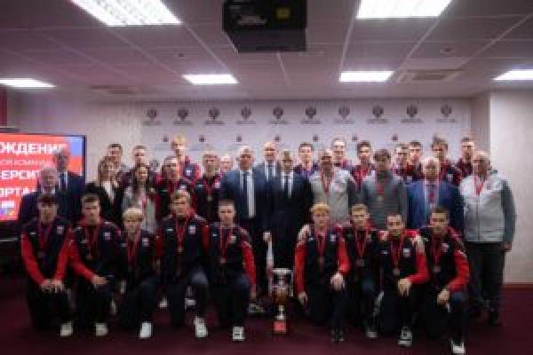 Губернатор Василий Анохин: «Наша задача сегодня – создать условия и возможности для новых побед» Губернатор Василий Анохин: «Наша задача сегодня – создать условия и возможности для новых побед»