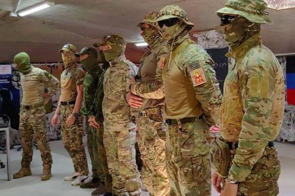 В Смоленске завершилось обучение управлению коптерами для нового потока слушателей