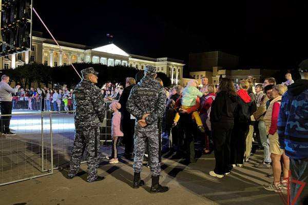 В Смоленске росгвардейцы обеспечили безопасность на мероприятиях ко Дню города 