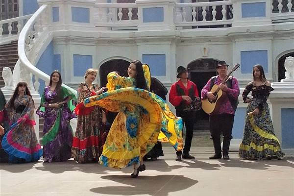 Усадьба Хмелита: история и романтика