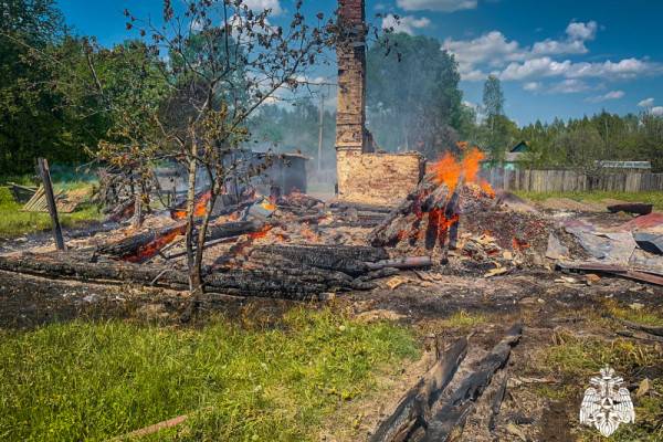 Пожар в дачном доме в Смоленской области