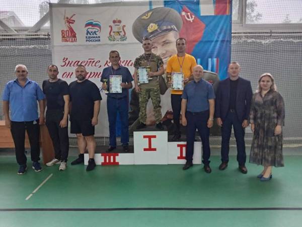 Спортивный турнир в честь 80-летия Победы в Рославле