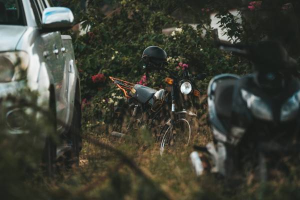 Авария в Смоленске: столкновение автомобиля и мотоцикла