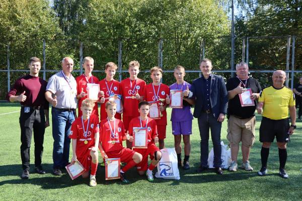 В Смоленске провели региональный этап фестиваля детского дворового футбола В Смоленске провели региональный этап фестиваля детского дворового футбола