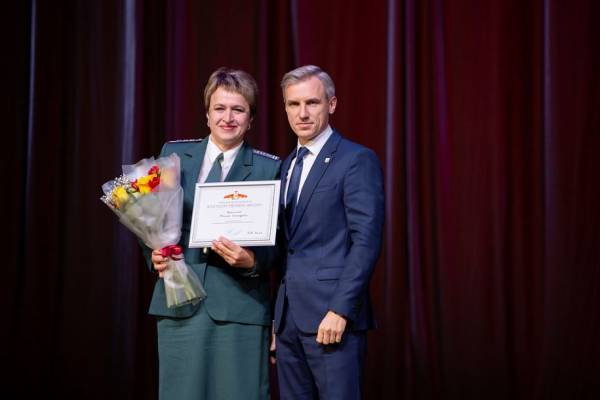 Налоговые специалисты Смоленской области отметили 35-летие профессиональной деятельности