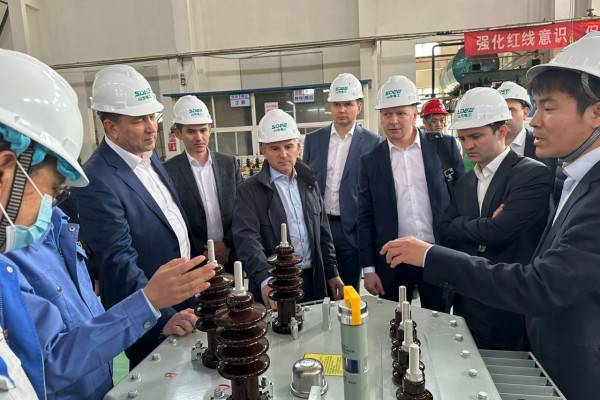 Глава «Россети Центр» Игорь Маковский в рамках обмена опытом встретился с энергетиками Китайской Народной Республики