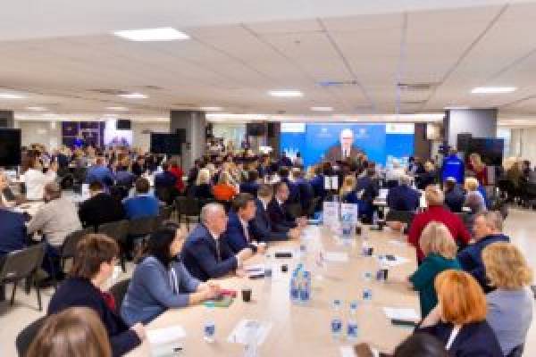 Губернатор Василий Анохин о поддержке участников СВО Губернатор Василий Анохин о поддержке участников СВО