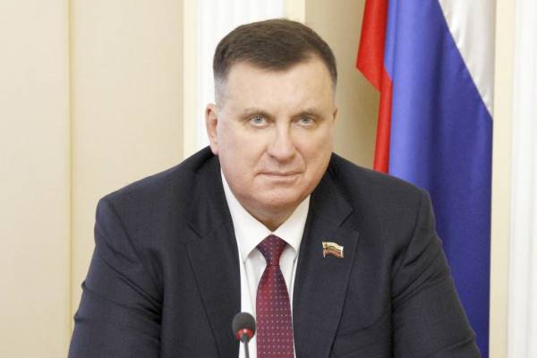 Поздравление главы горсовета Смоленска с Днем России