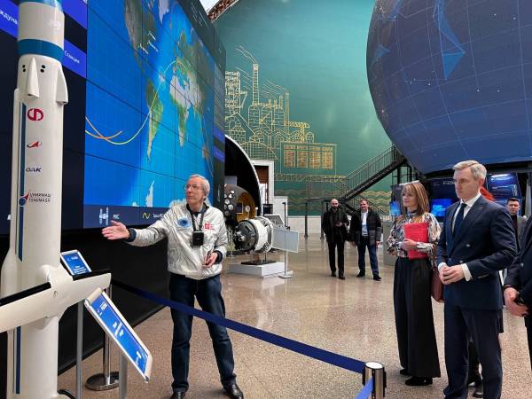 Василий Анохин представил масштабный план празднования 90-летия Юрия Гагарина