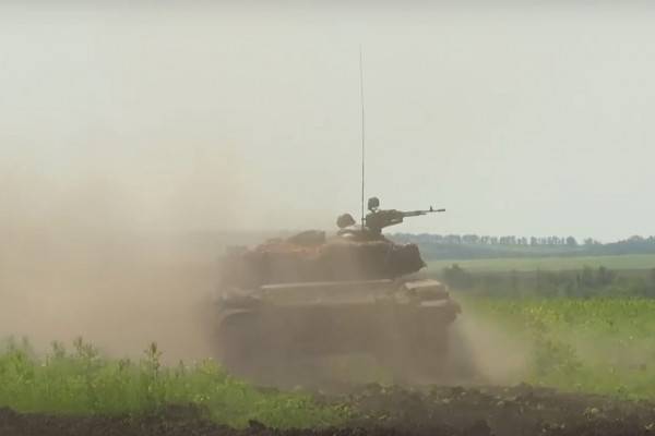 Танкисты ЗВО оказывают огневую поддержку мотострелковым подразделениям в зоне СВО