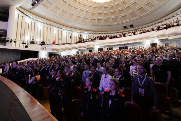 Слет городов-героев в Смоленске обсуждает сохранение исторической памяти Слет городов-героев в Смоленске обсуждает сохранение исторической памяти