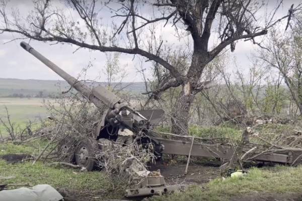 Расчеты гаубиц «Гиацинт-Б» нанесли удар по выявленным позициям противника на Артемовском направлении