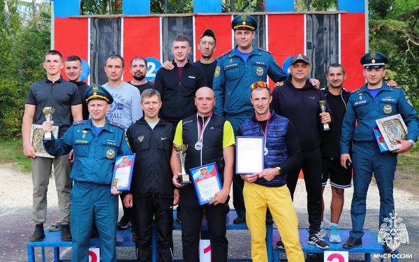 Память героя: победители соревнований по пожарно-спасательному спорту