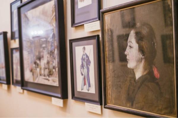 Выставка русской графики в Художественной галерее