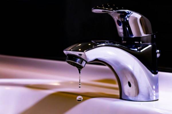 Плановое отключение холодной воды в Смоленске 26 мая
