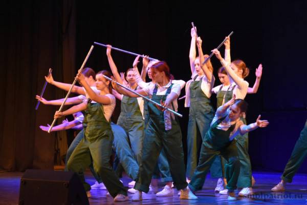 Студенты из Смоленска примут участие в финале всероссийского фестиваля-конкурса «Студенческая весна», где будут бороться за звание лучших Студенты из Смоленска примут участие в финале всероссийского фестиваля-конкурса «Студенческая весна», где будут бороться за звание лучших