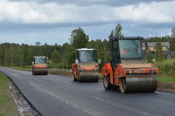 В Смоленской области продолжается обновление дорог регионального и межмуниципального значения в рамках национального проекта