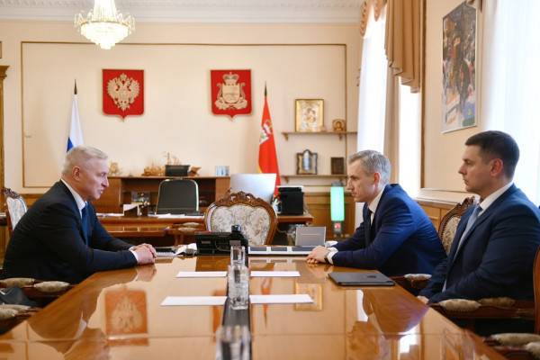 Встреча губернатора Смоленской области с председателем арбитражного суда