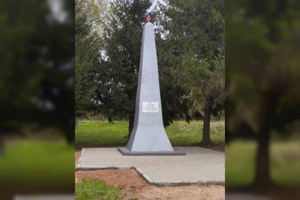 Ремонт обелиска в деревне Середа