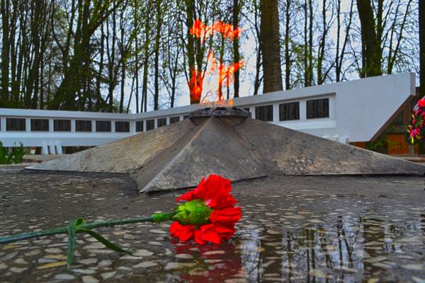 В рамках подготовки к 9 Мая. Об уборке территорий воинских захоронений и памятников