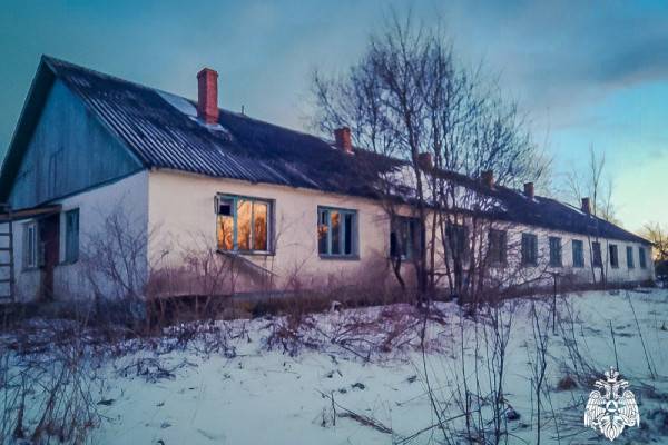 Пожар в девятиквартирном доме в Велиже унес жизнь пожилого мужчины Пожар в девятиквартирном доме в Велиже унес жизнь пожилого мужчины