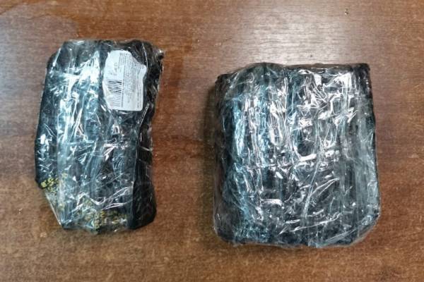 Жителя Шумячского района задержали при попытке переброса смартфонов в исправительную колонию 