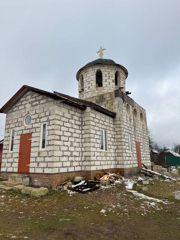 Освящение купола храма в деревне Коски