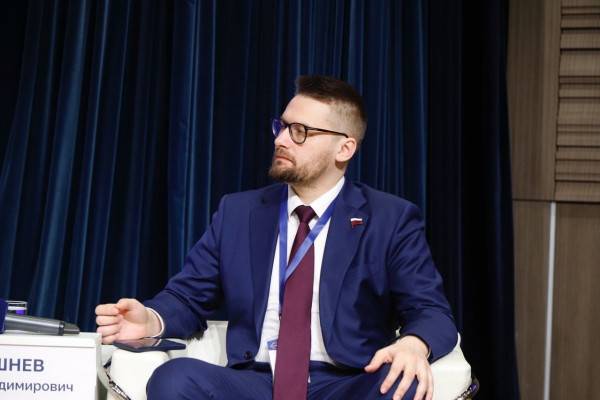 Руслан Смашнёв считает, что у сотрудничества России и Беларуси в области туризма есть большой потенциал