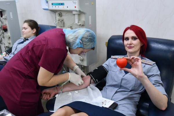 Донорская акция сотрудников ФСИН в преддверии 8 марта