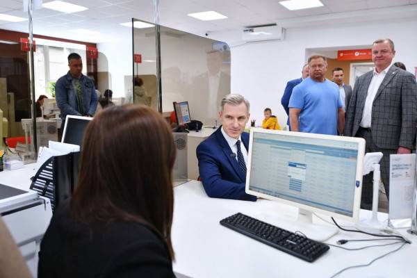 Модернизация МФЦ для улучшения качества обслуживания населения в Смоленской области