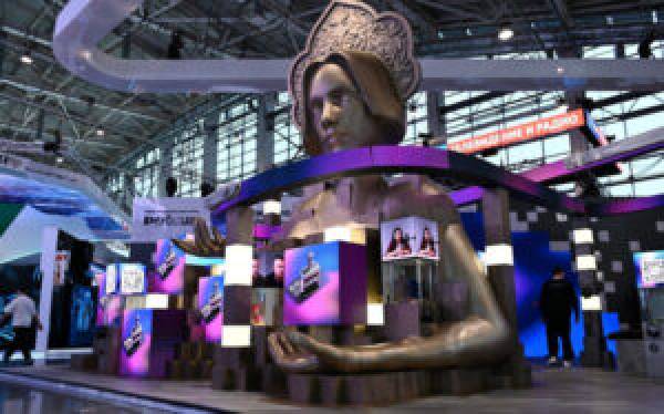 Регионы России представили свои достижения на выставке-форуме «Россия» Регионы России представили свои достижения на выставке-форуме «Россия»