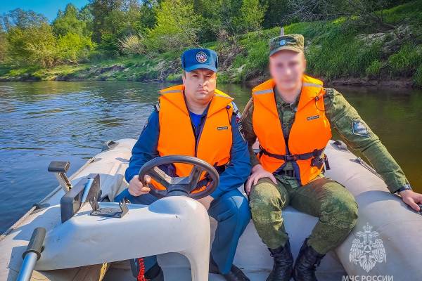 В Смоленской области МЧС совместно с ФСБ патрулировали Днепр