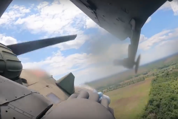 Экипаж Ми-35М поразил опорные пункты и живую силу ВСУ в зоне ответственности группировки войск «Север»