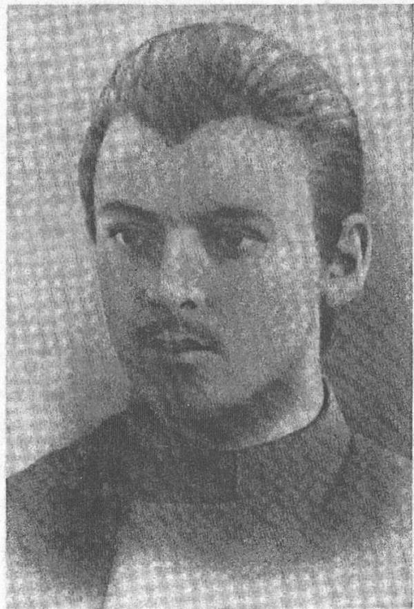 Жизнь и творчество Алексея Гмырева