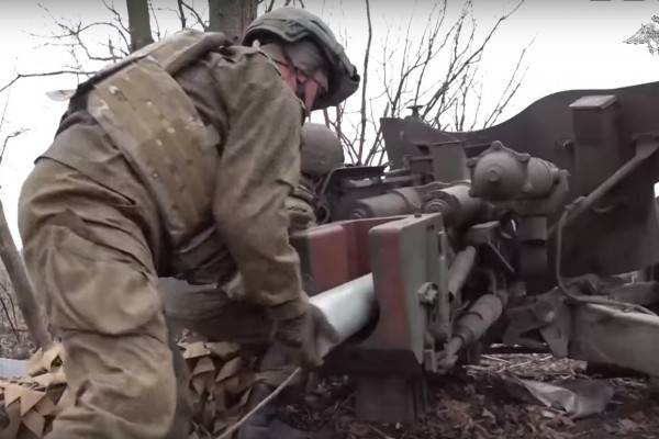 Артиллеристы «Западной» группировки войск продолжают уничтожать замаскированные укрепления противника