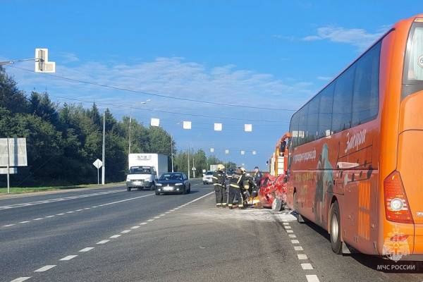 В результате аварии в Сафоновском районе погибли два человека