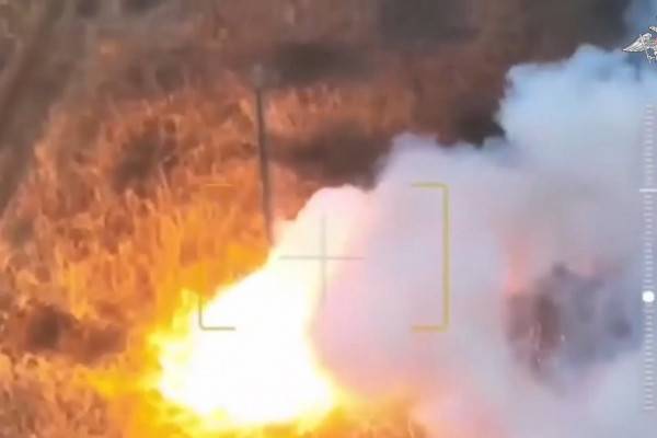 ВС РФ нанесли удар по вражеским укреплениям в районе Спорного в зоне СВО