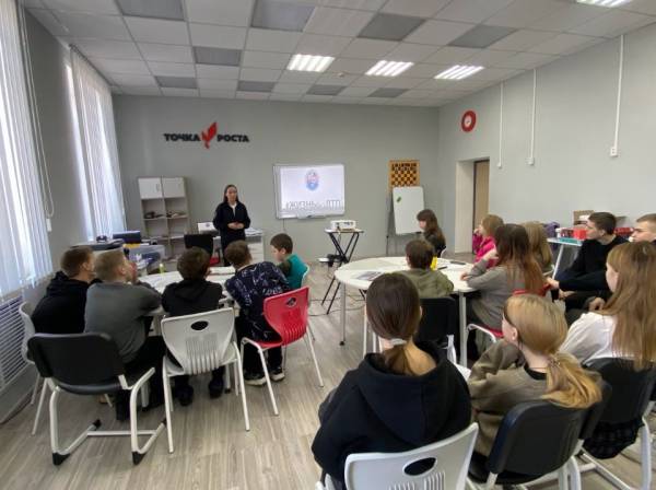 Профилактика безопасности на дорогах для школьников Профилактика безопасности на дорогах для школьников