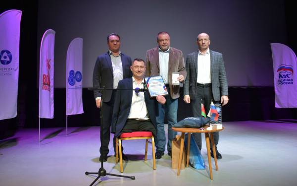 Встреча с героем: вдохновение и сила духа Алексея Талая в Десногорске