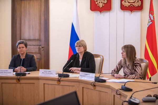 В Смоленской области готовятся к внедрению новых мер помощи для молодых специалистов