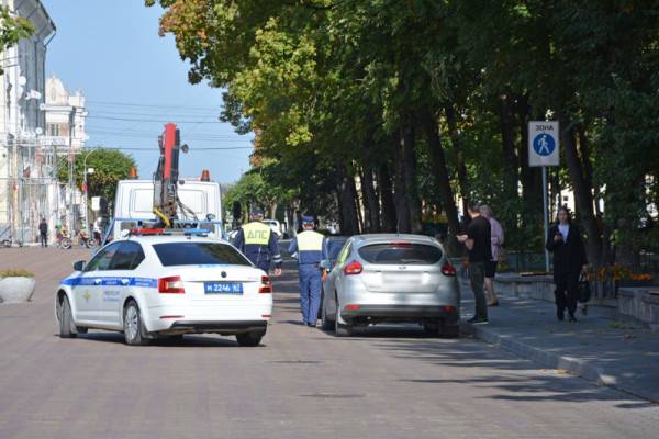 48 нарушений ПДД выявили в Смоленске в ходе рейда «Парковка – Центр»