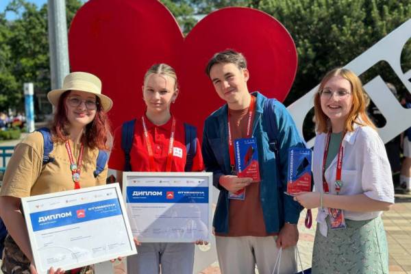 Жители Смоленска показали себя на фестивале «Российская студенческая весна» с лучшей стороны