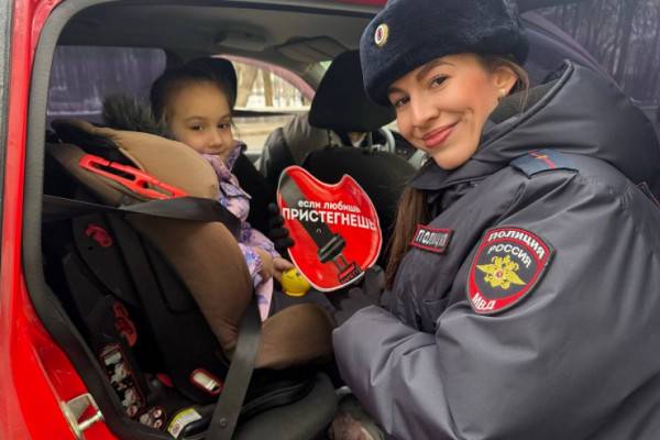 В Смоленске прошла акция «Сердца безопасности» В Смоленске прошла акция «Сердца безопасности»