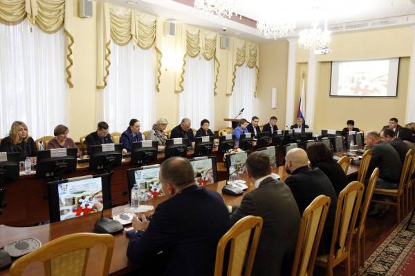 Депутаты Смоленского городского Совета приняли участие в публичных слушаниях по проекту бюджета Смоленска Депутаты Смоленского городского Совета приняли участие в публичных слушаниях по проекту бюджета Смоленска