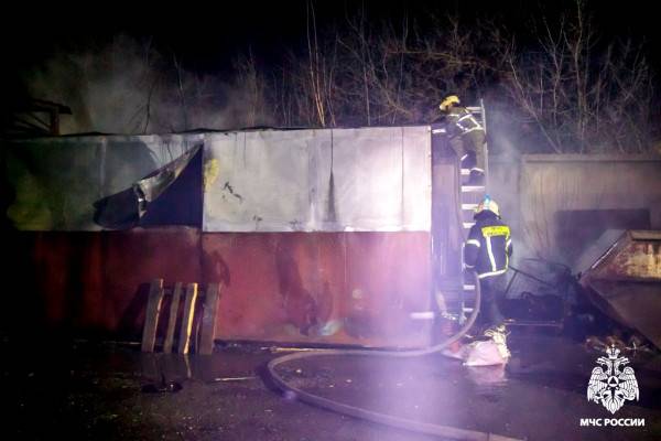 В ночь с 1 на 2 апреля в Смоленске произошло возгорание на предприятии по производству электрических удлинителей