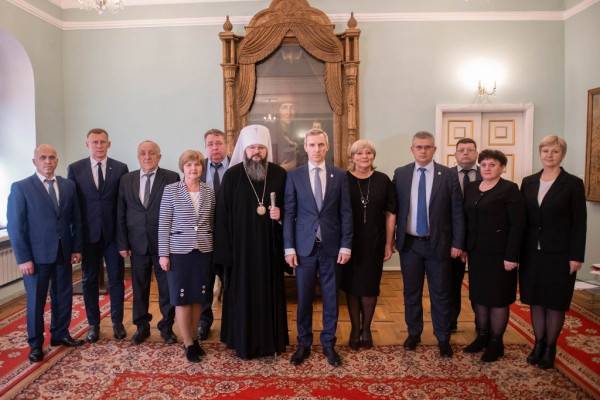 Василий Анохин говорит о расширении сотрудничества с Смоленской епархией в гуманитарной и просветительской работе