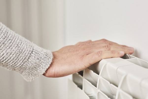 В Смоленске СК и прокуратура проводят проверку по факту ненадлежащего теплоснабжения жилых домов 