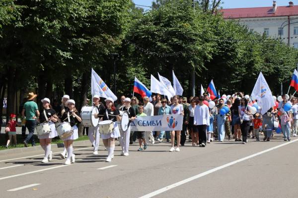 Марш «Крепкая семья» в Смоленске