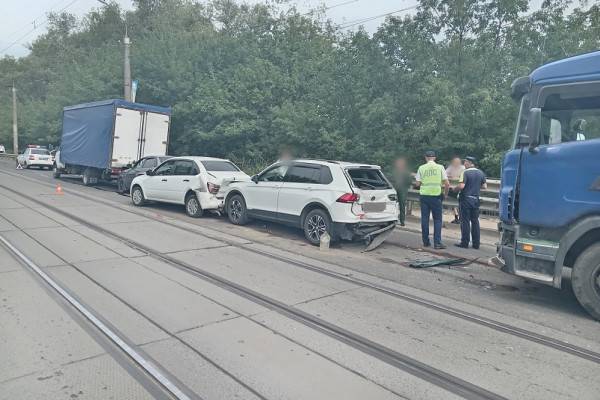Разыскиваются свидетели ДТП в Смоленске